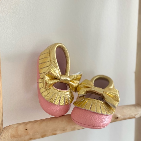 Infant Toddler Baby Soft Sole Tassel Bowknot Moccasins Crib Shoes - New! - Picture 4 of 5